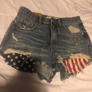 New high rise garage festival short